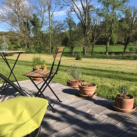 Ma Caravane Dans Les Collines Villeneuve-la-Comptal Екстер'єр фото